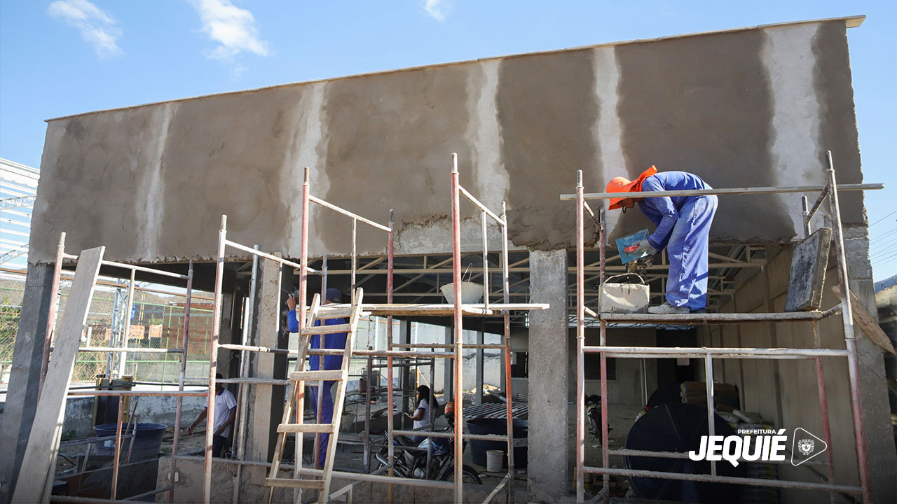 Educação segue avançando e Prefeitura de Jequié intensifica obras de requalificação nas escolas municipais