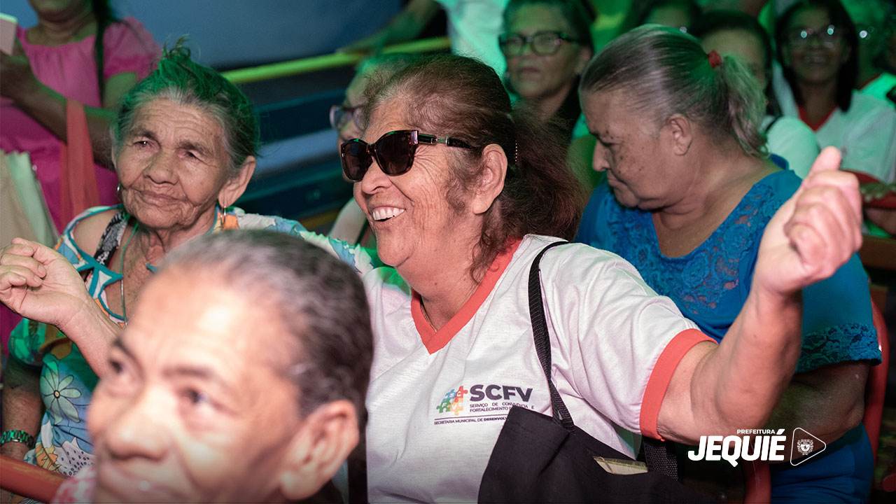 Grupos de idosos assistidos pela Prefeitura de Jequié participam de momento de lazer e integração